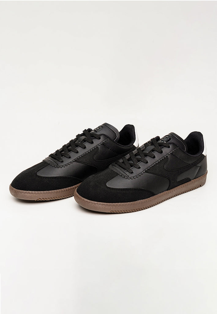 Footwear Emba® Coach Black